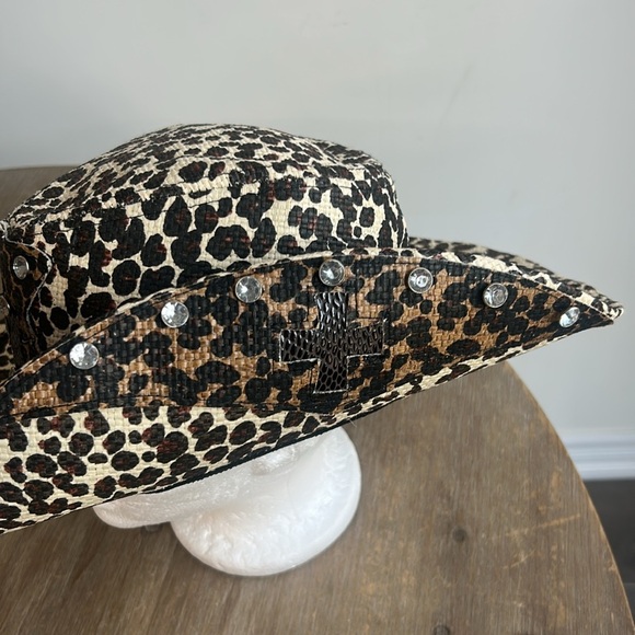 Leopard Print Paper Cowboy Hat with Cross & Crystal Studs Brown Women size M/L - Picture 6 of 16